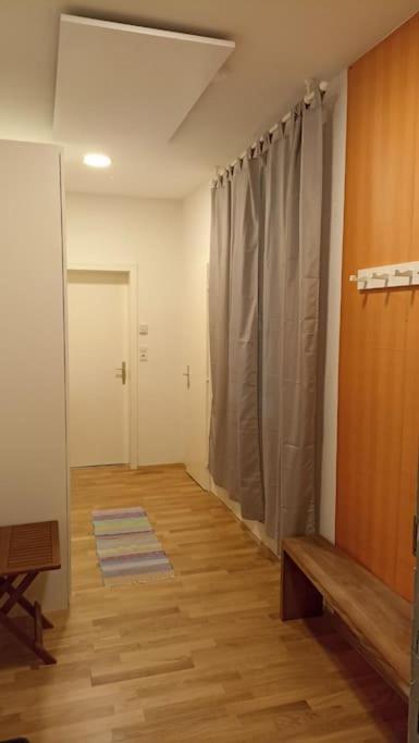 Retrowohnung Im Herzen Von Graz Bagian luar foto
